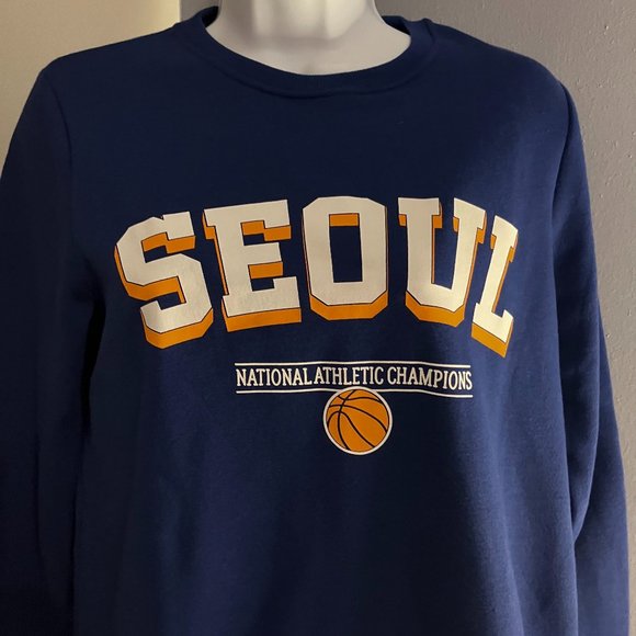 Sweatshirt - Picture 1 of 4